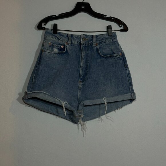 ASOS Design High-Waisted Denim Cutoff Shorts (Blue) – Size 26/US 2 - Picture 2 of 5